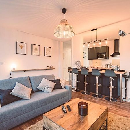 Charme De L'Ancien Pour Cet Appartement Entierement Renove Dans L'Hypercentre De Ρενς Εξωτερικό φωτογραφία