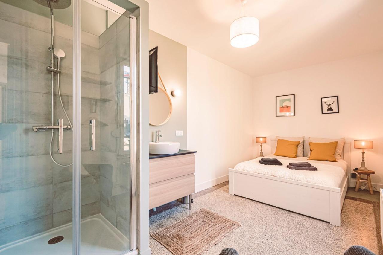 Charme De L'Ancien Pour Cet Appartement Entierement Renove Dans L'Hypercentre De Ρενς Εξωτερικό φωτογραφία
