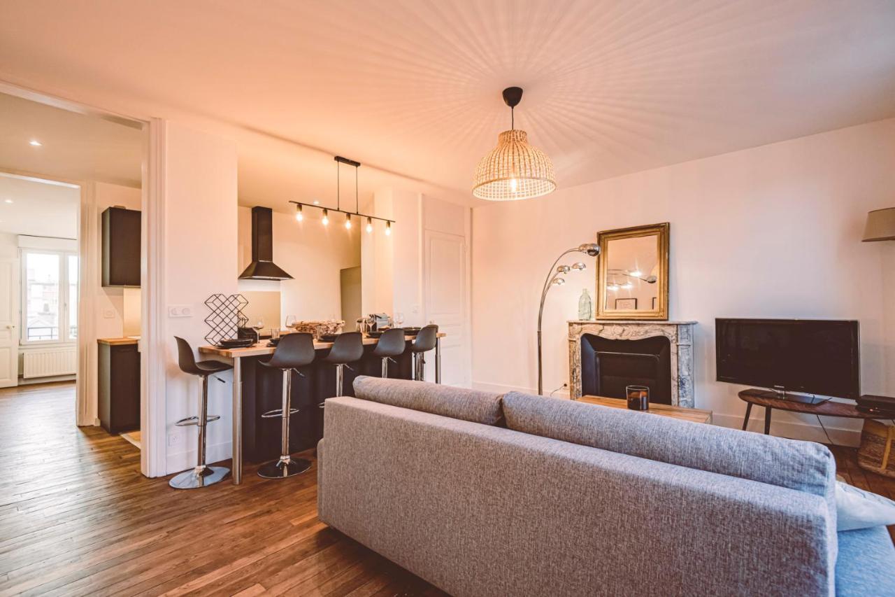 Charme De L'Ancien Pour Cet Appartement Entierement Renove Dans L'Hypercentre De Ρενς Εξωτερικό φωτογραφία
