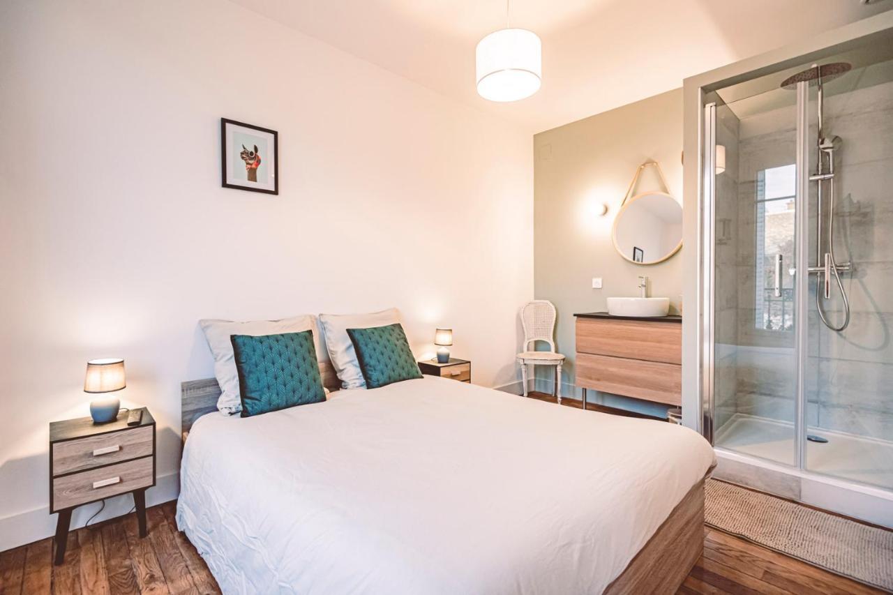 Charme De L'Ancien Pour Cet Appartement Entierement Renove Dans L'Hypercentre De Ρενς Εξωτερικό φωτογραφία